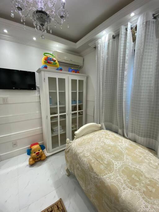 Casa De Luxo C/piscina 4 Quartos 2 Banheiras. * Rio de Janeiro